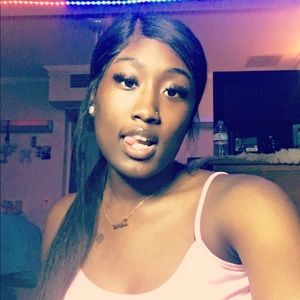 Meet your Posher, Ziare